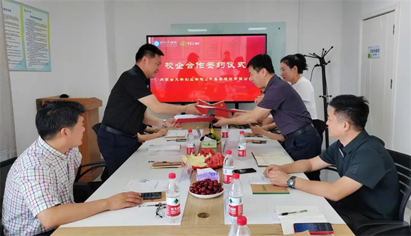 1686791292213781.jpg 4.jpg