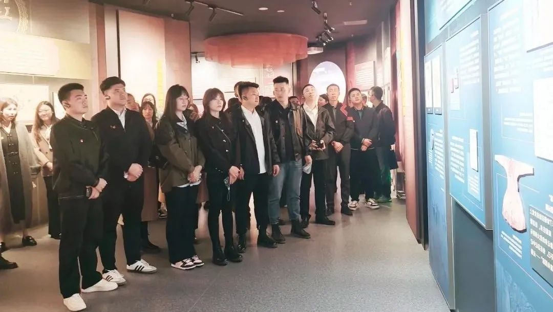 1731023902212189.jpg 1731023902212189.jpg