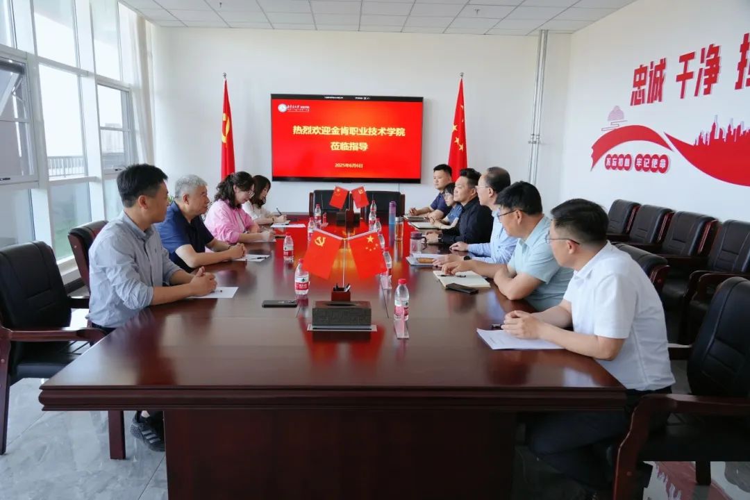 1749452994779176.jpg 1749452994779176.jpg