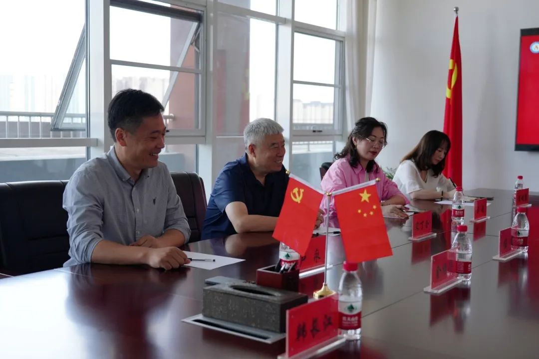 1749453104333410.jpg 1749453104333410.jpg