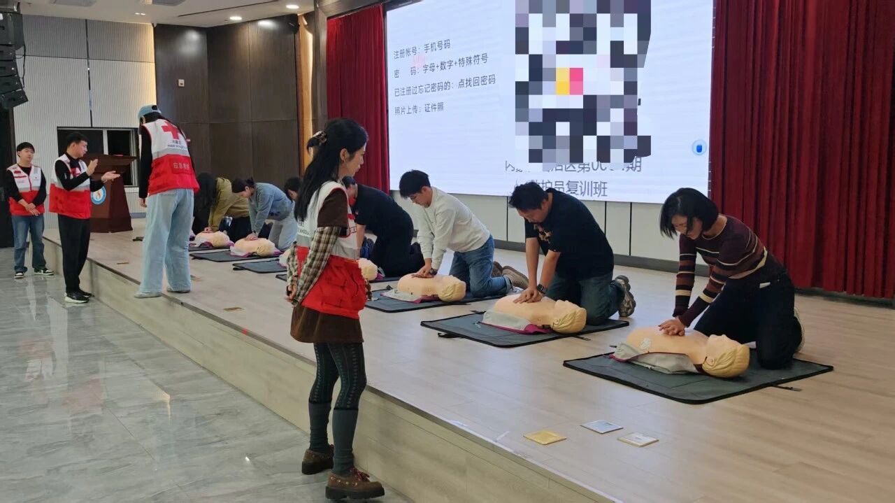 1763105476850437.jpg 1763105476850437.jpg